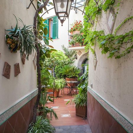 Villa Elisa Holiday Home Sorrento Exteriér fotografie